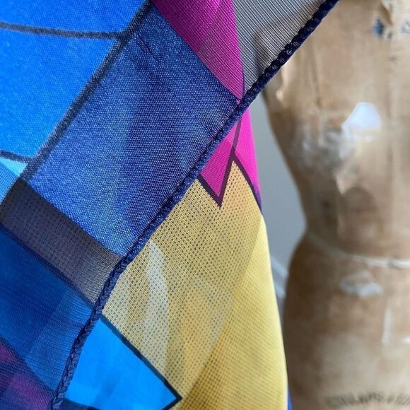 Silky Synthetic Picasso Fine Art Abstract Large Scarf Wrap Shawl - 41" Square - Picture 6 of 10